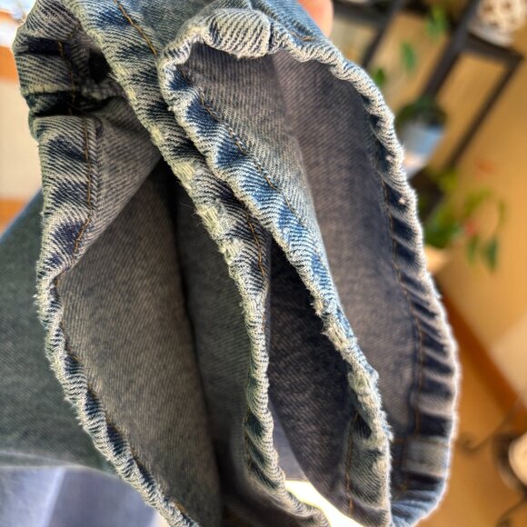 Levi's Men's 550 Relaxed Fit 34 x 34 Jeans - Picture 11 of 16